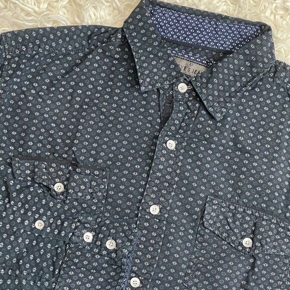 Steve’s Jeans Long Sleeve Shirt Size Medium With Western Style Pockets - Picture 1 of 4